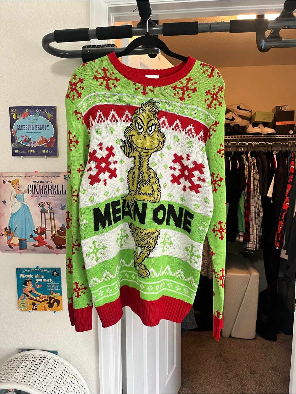 Men’s Dr. Seuss The Grinch Mean One green Christmas sweater